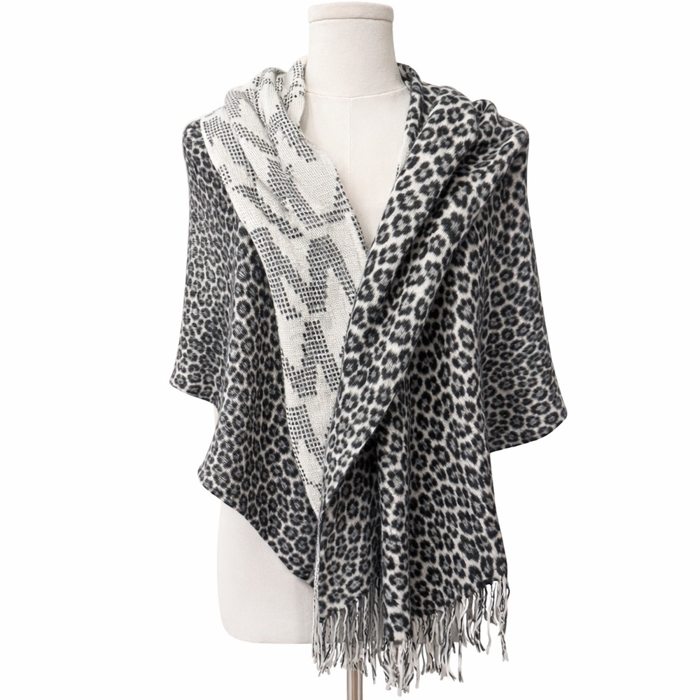 Michael Kors Reversible Leopard Print Scarf Wrap – Black & Ivory – Fringe Trim
